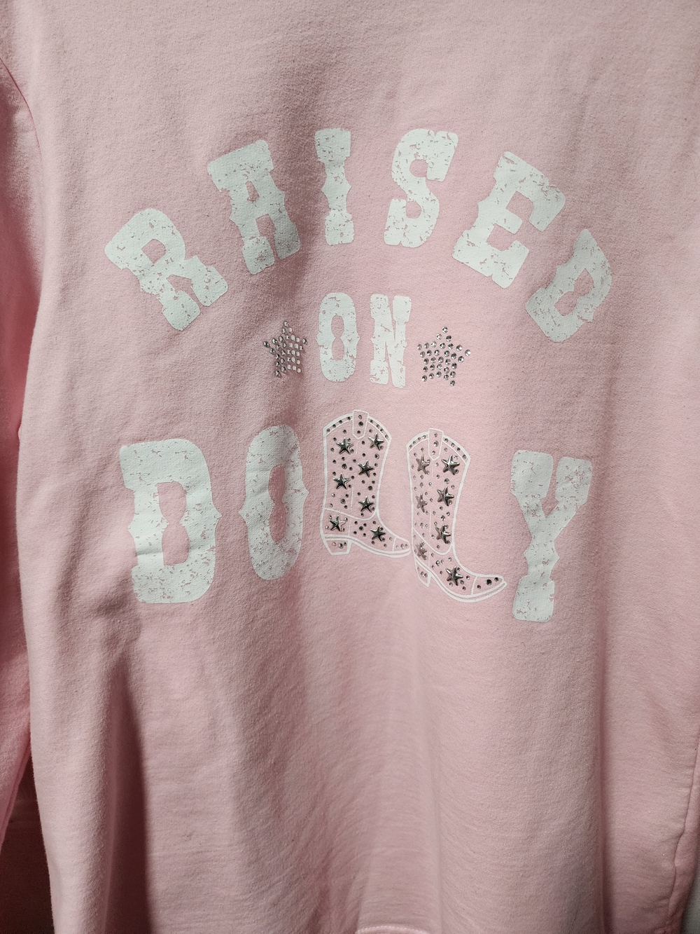 Indigo Soul Women's Size Large Raised on Dolly Pink Graphic Sweatshirt